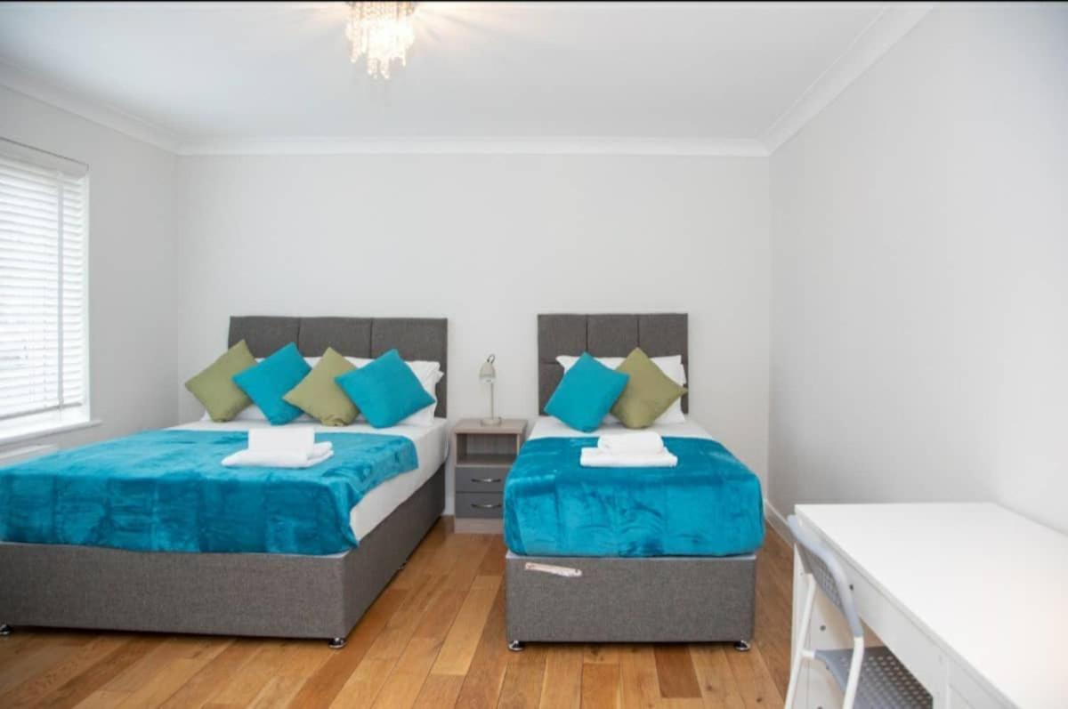 Central Ashford Stay - Contractors & Families Welcome - Free Parking Zewnętrze zdjęcie