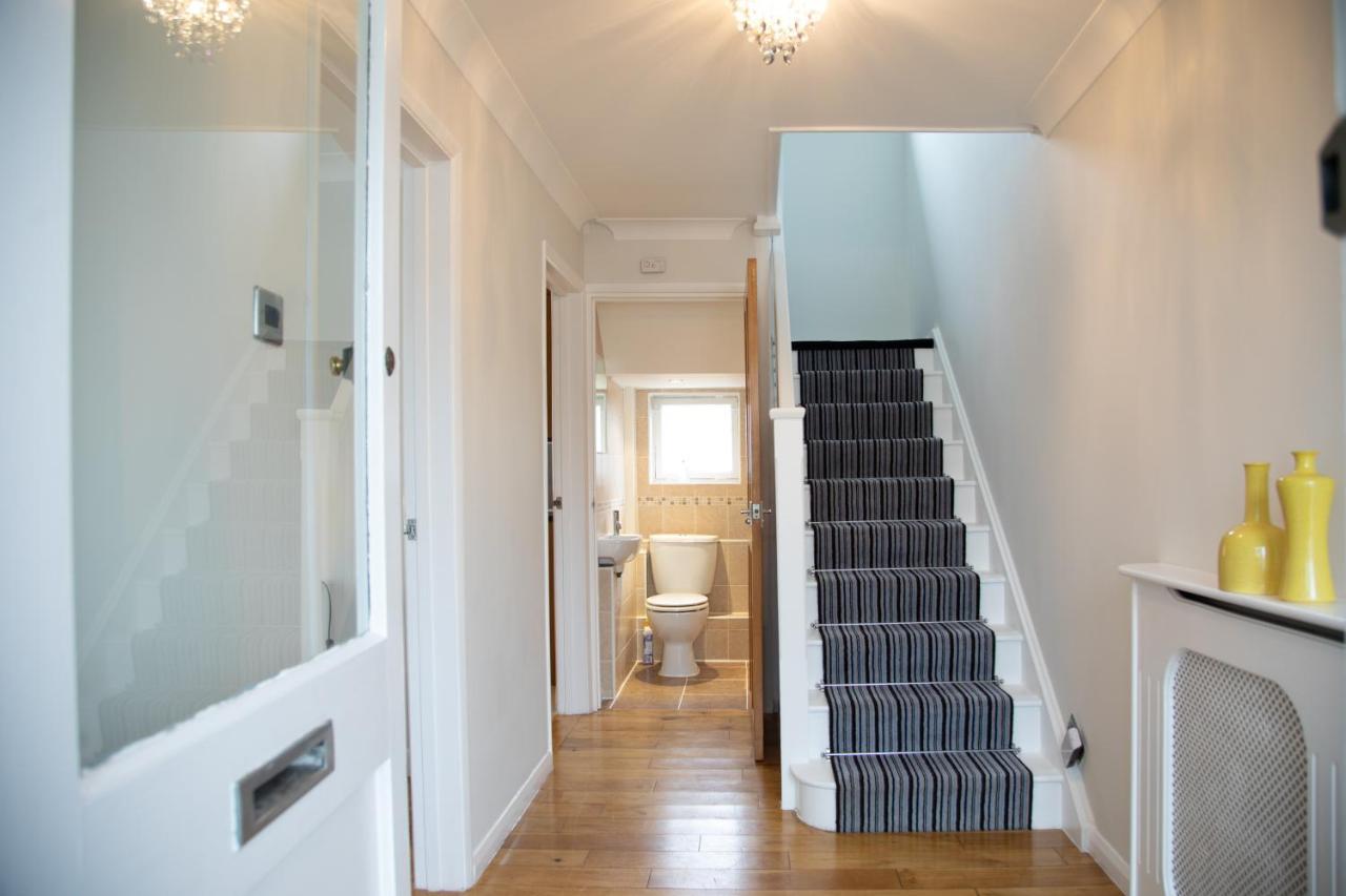 Central Ashford Stay - Contractors & Families Welcome - Free Parking Zewnętrze zdjęcie